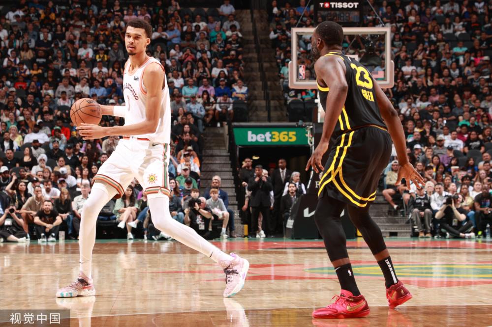 00万欧元 00万欧元