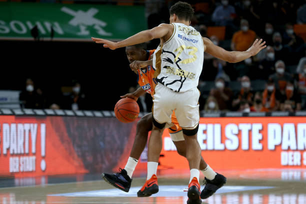 的比赛中 的比赛中