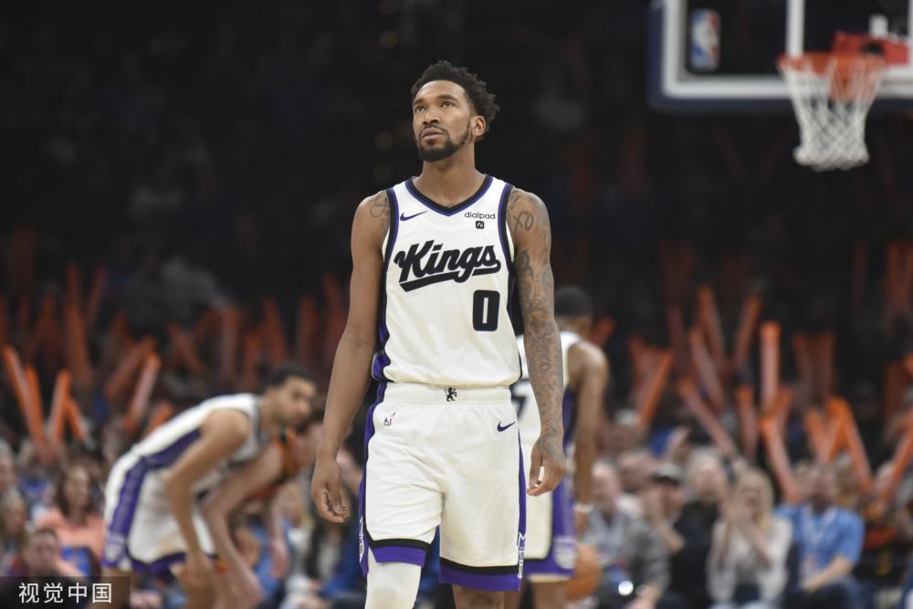 了其对球迷 了其对球迷