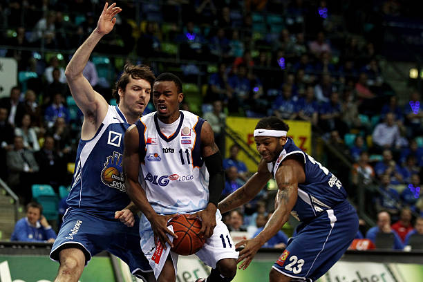 曼城的铁卫 曼城的铁卫