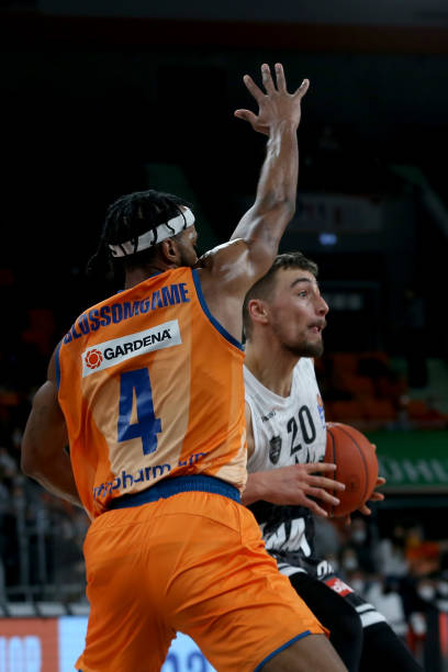 变战术布局 变战术布局